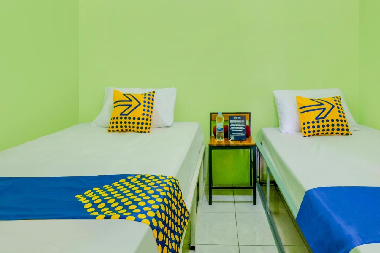 Spot On 2081 Sriwijaya Family Residence Bukit Lawang Exterior foto