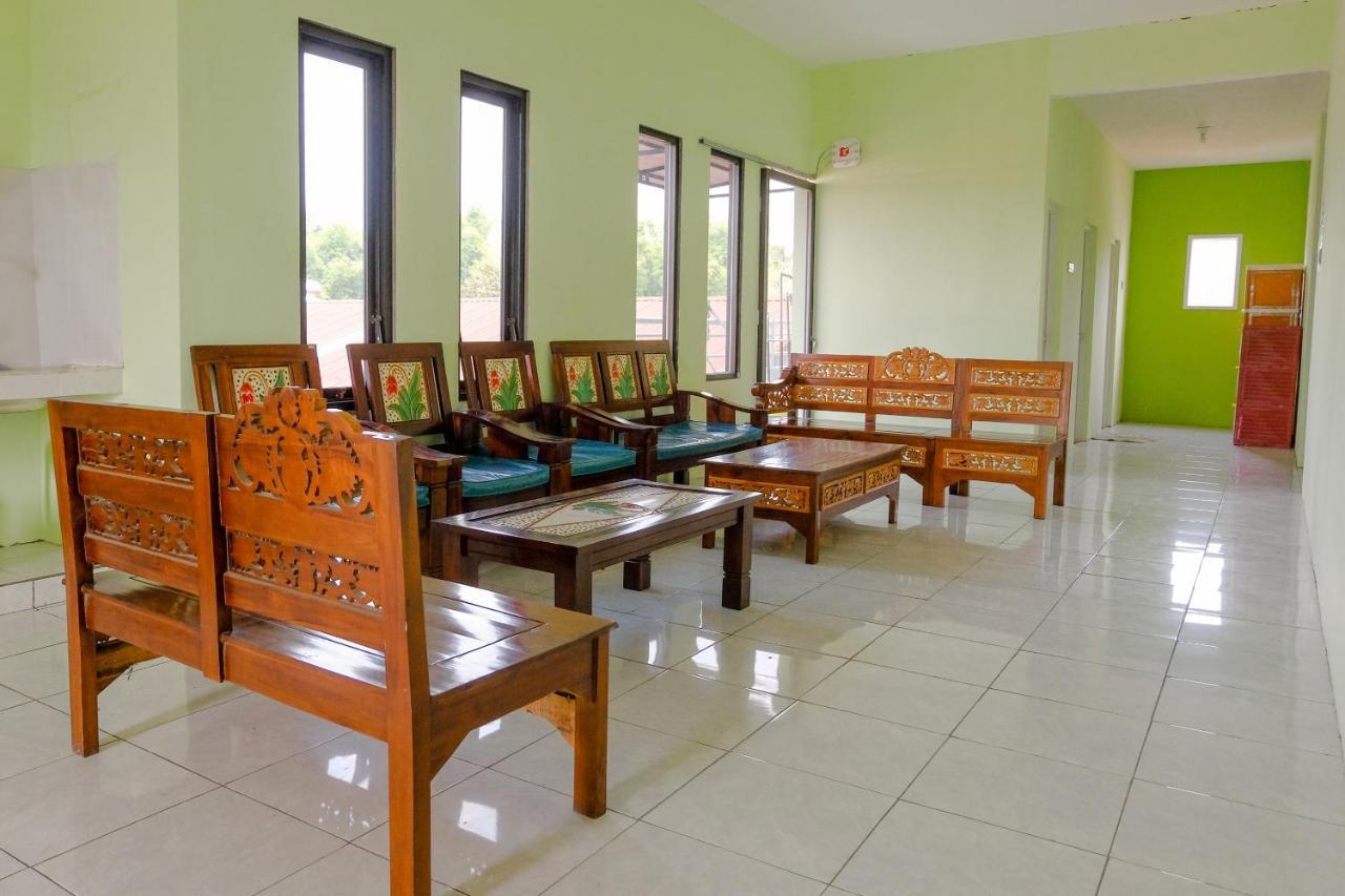 Spot On 2081 Sriwijaya Family Residence Bukit Lawang Exterior foto