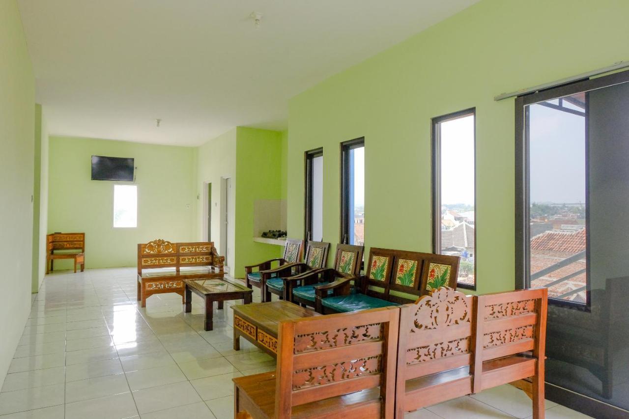 Spot On 2081 Sriwijaya Family Residence Bukit Lawang Exterior foto